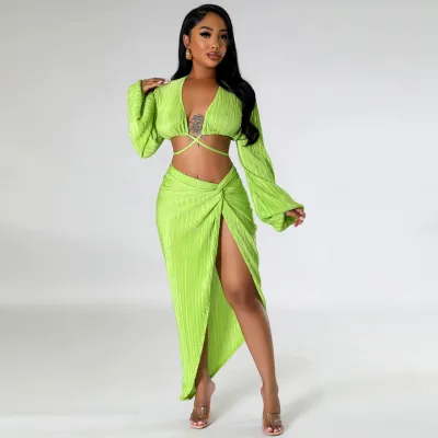 Women's Crinkled Cloth Long Sleeve Top and Skirt Two-Piece Set