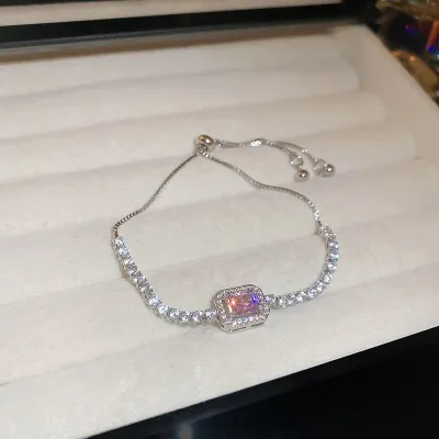 Women Fashion Simple Floral Rhinestone Bracelet Copper High Sense