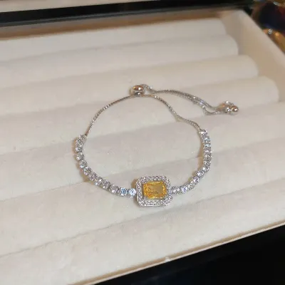 Women Fashion Simple Floral Rhinestone Bracelet Copper High Sense