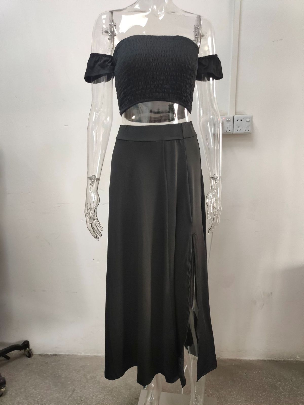 GLOSSY FLOW TEE WITH SKIRT