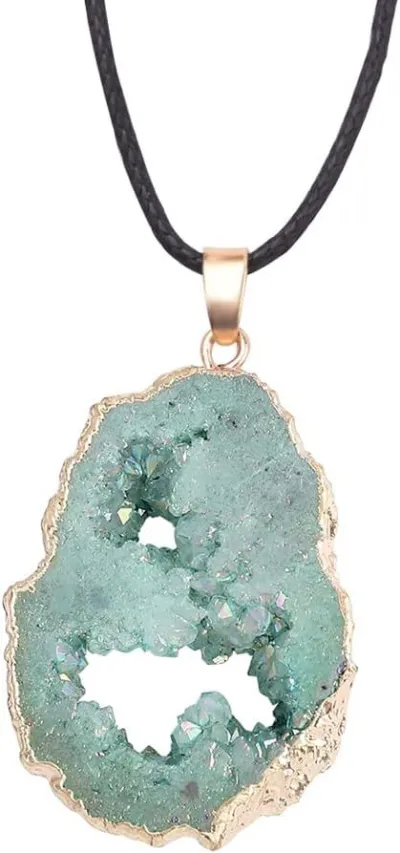 Women's Fashion Irregular Natural Crystal Flower Pendant Necklace