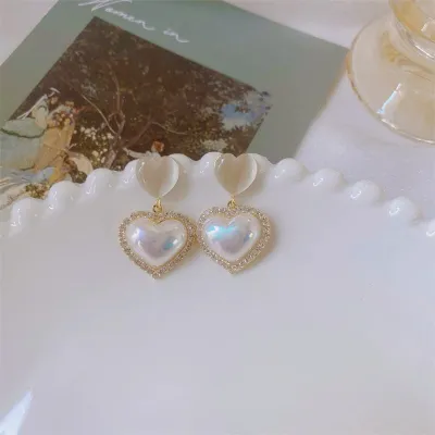 Women Fashion Simple Heart Pearl Necklace Earrings Set