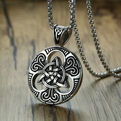 Men's Fashion Hip Hop Vintage Stainless Steel Necklace With Alloy Pendant