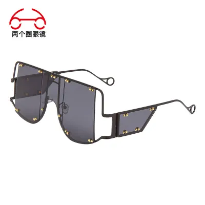 Punk Vintage Studded One-Piece Sunglasses with Metal Frame