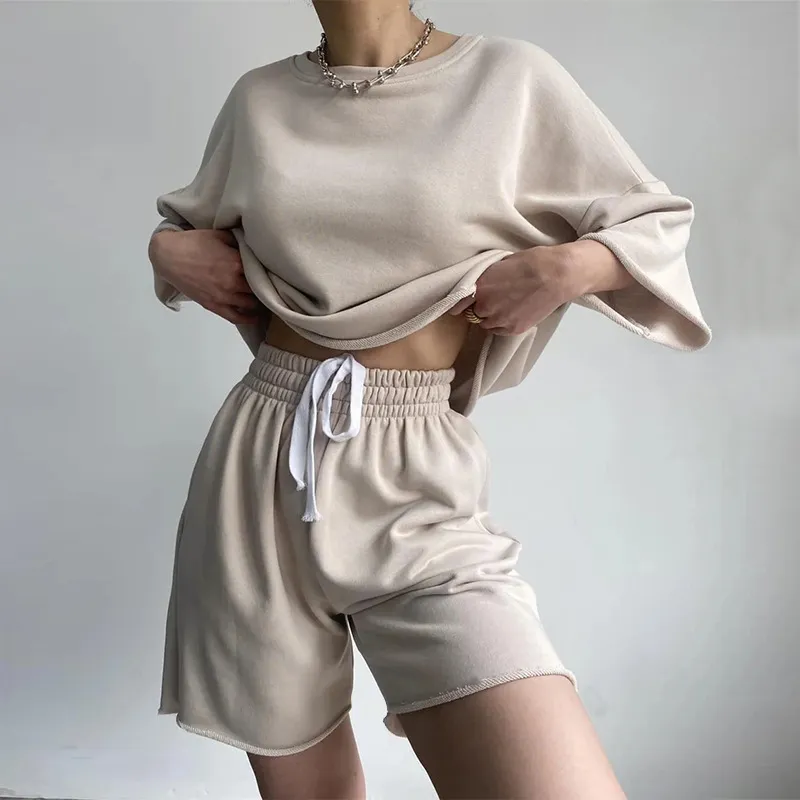 Athleisure Summer Women Casual Round Neck Loose Short-Sleeved Top Bermuda Shorts Two-Piece Set