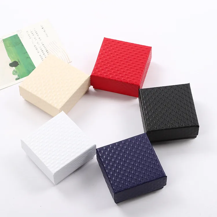 Simple Solid Color Diamond Pattern Paper Jewelry Packaging Gift Box 7.3x7.3x3.3cm
