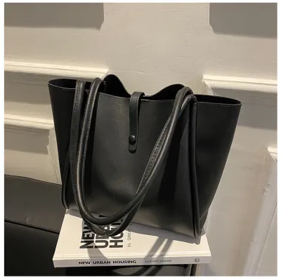 Women's Urban Simplicity Large Capacity PU Tote Shoulder Bag with Magnetic Buckle