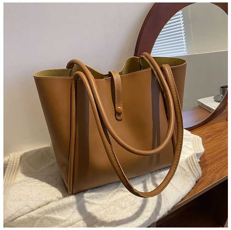 Women's Urban Simplicity Large Capacity PU Tote Shoulder Bag with Magnetic Buckle