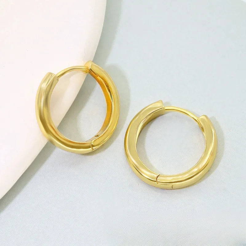 Women Fashion Simple Geometric Circle Straight Pin Ear Buckle