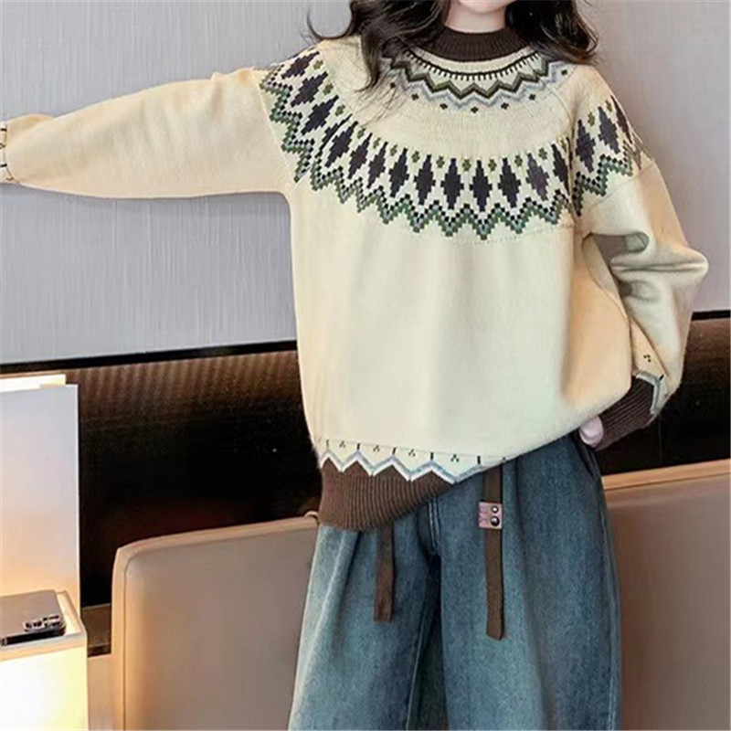 Wholesale Autumn And Winter Women Fashion Jacquard Round