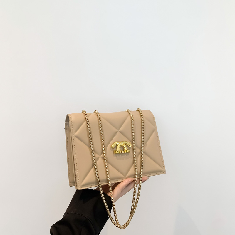 Wholesale Women Fashion Square Diamond Chain Crossbody Bag