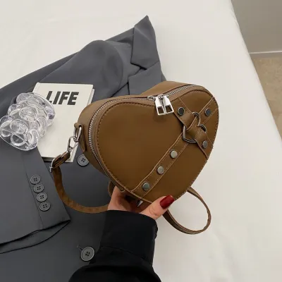 Women Fashion Heart Shape Zipper Rivet Crossbody Purse Small PU Street Trend Bag