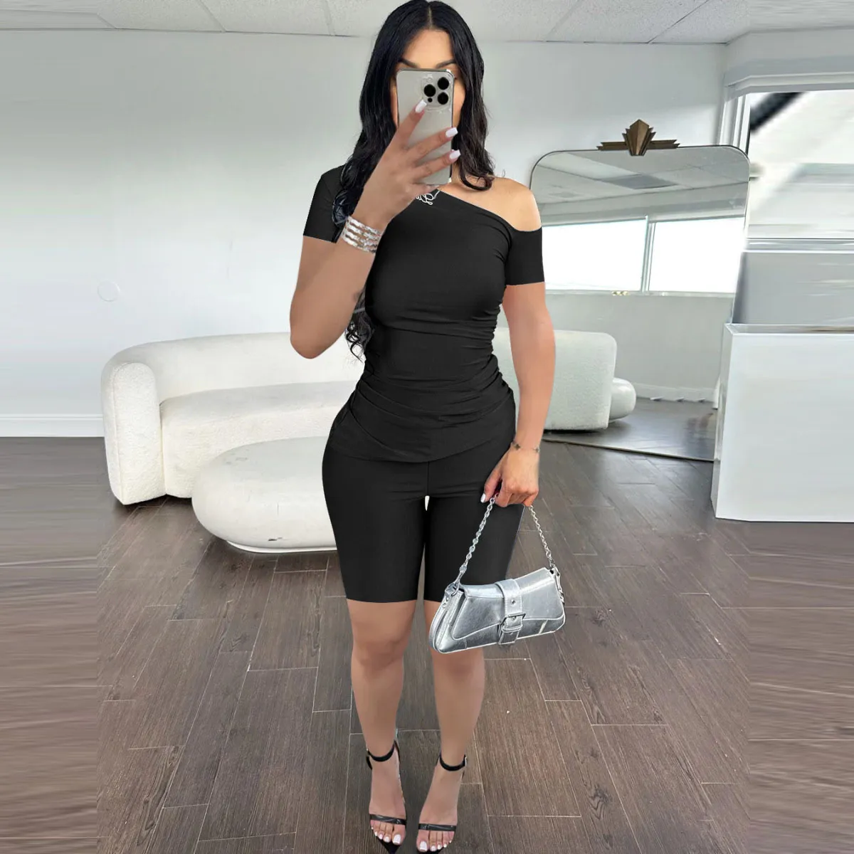 Summer Women Fashion Solid Color Oblique Shoulder Short Sleeve Top Shorts Two-Piece Set