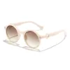 Beige Frame Gradual Tea