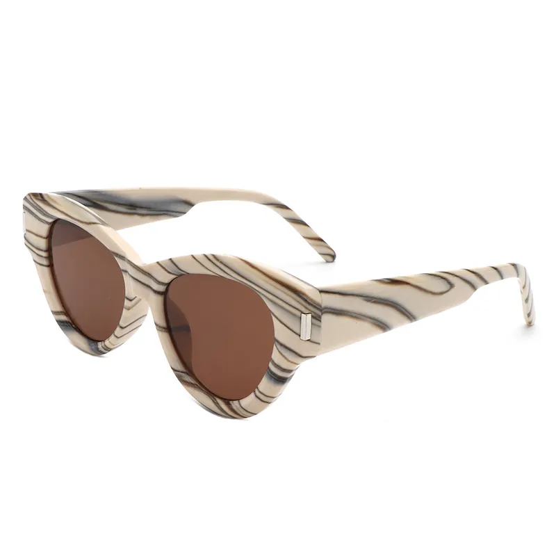 Women Fashionable Cat-Eye Wide-Leg Sunglasses