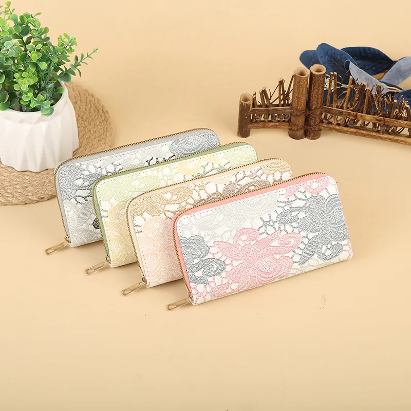 Women Fashion Floral Embroidery Large Capacity Zipper PU Leather Purses