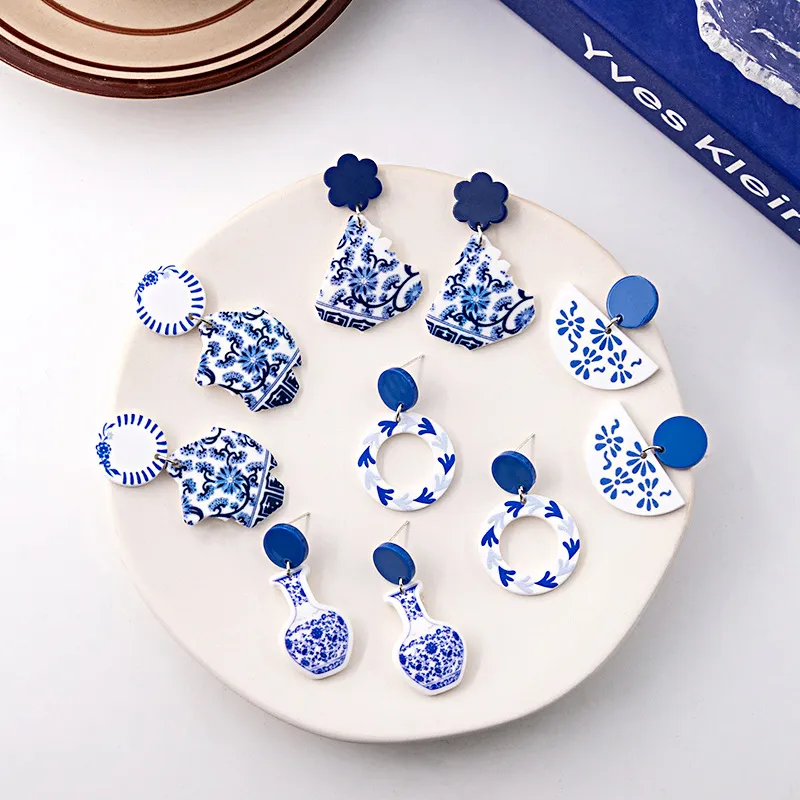 Women's Retro Geometric Acrylic Chinese Wind Earrings