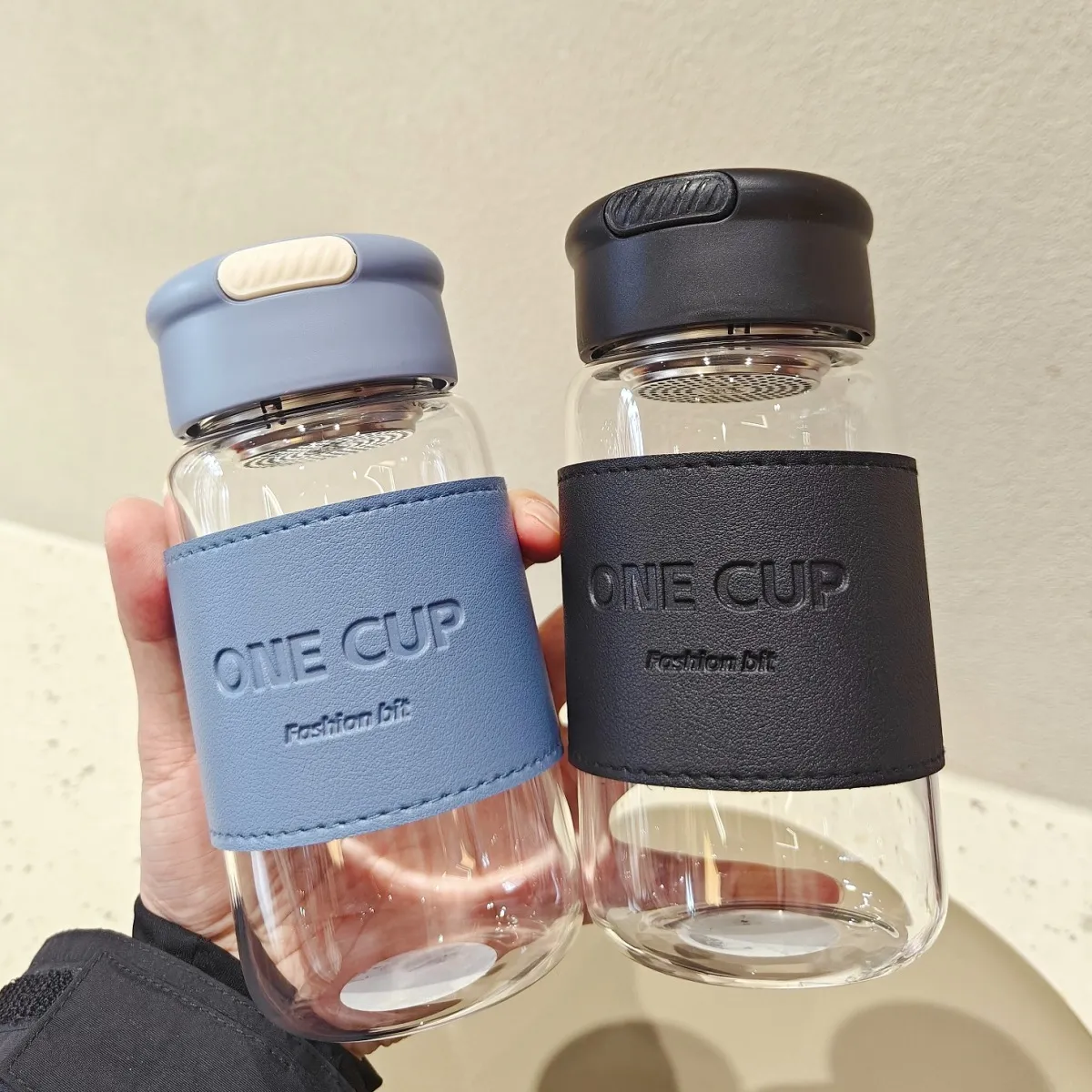 Simple Fashion Tea Water Separation Glass Portable Cup with Cover