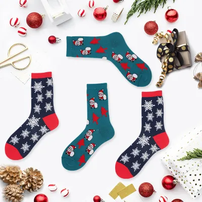 Simple Cartoon Santa Claus Snowflake Socks