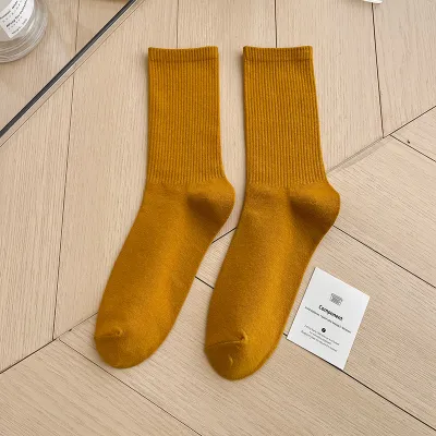 Women Fashion Simple Candy Solid Color Mid-Length Socks