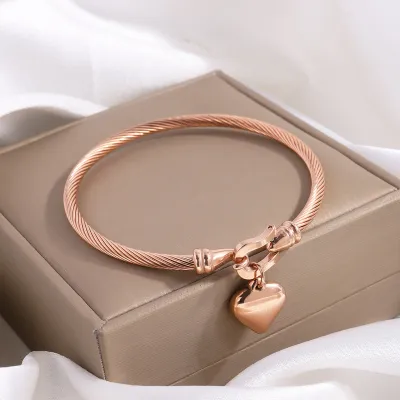 Women Fashion Heart Pendant Stainless Steel Bracelet