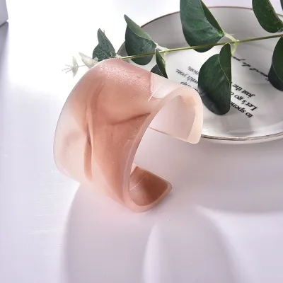 Women Simple Exaggerated Pattern Open Wide-Brimmed Acrylic Bracelet