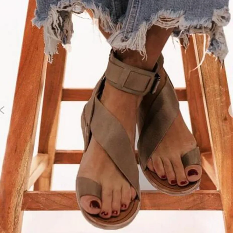 Women Casual Retro Plus Size Round Toe Flat Sandals Coarse Heel