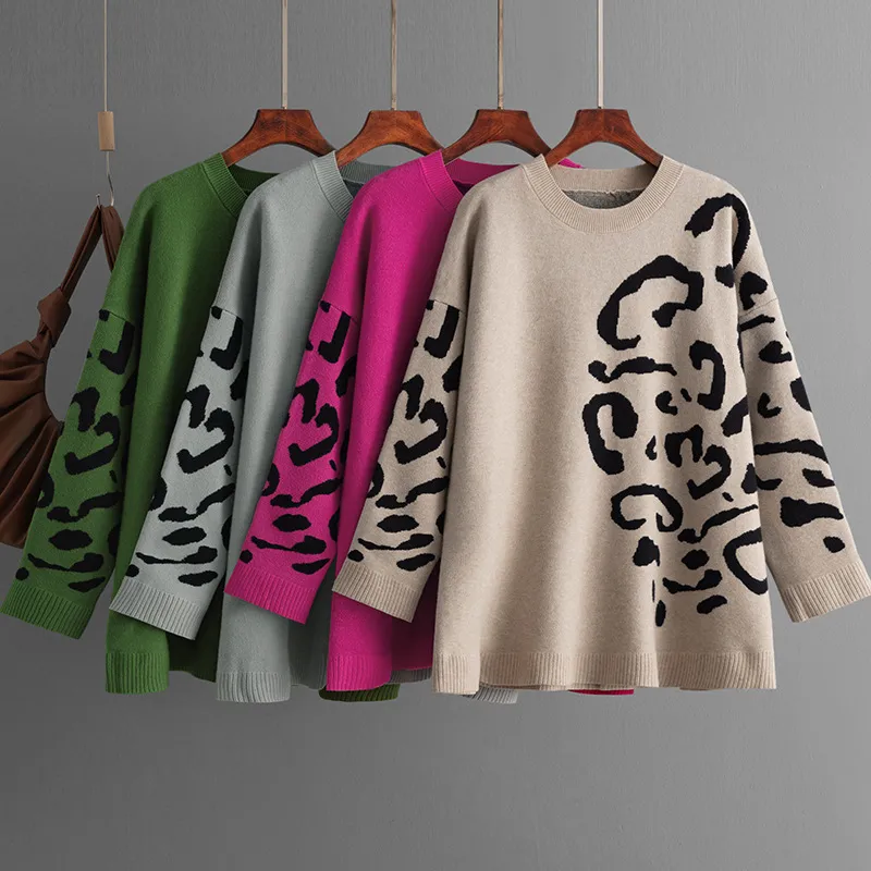 Women Winter Fashion Leopard Jacquard Loose Knit Sweater