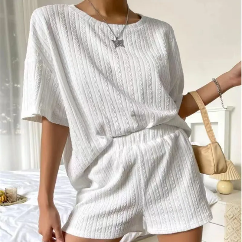 Summer Women Casual Solid Color Round Neck Short Sleeve Top Shorts Two-Piece Set