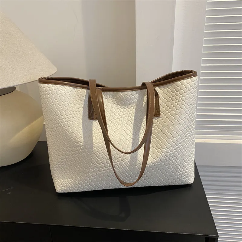 Women Solid Color Woven Large Capacity Tote Shoulder Bag