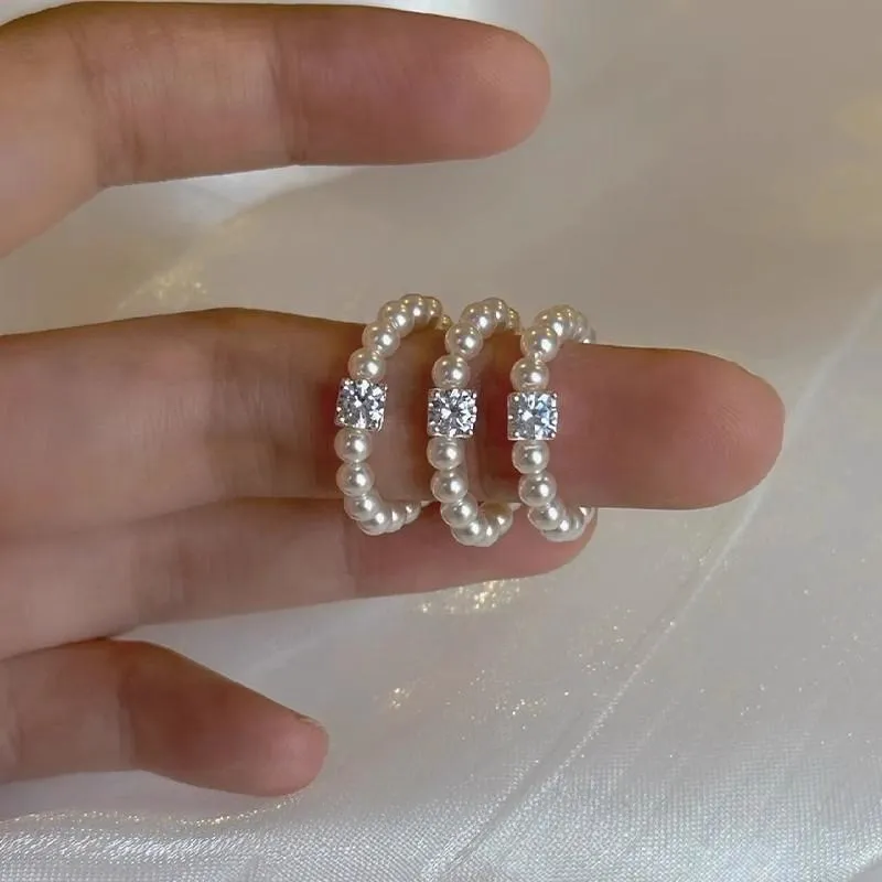 Women's Fashion Geometric Imitation Pearl Butterfly Ring Sweet Style