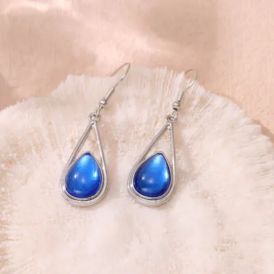 Fashion Drop-Shaped Inlaid Cat's Eye Earrings Zinc Alloy Geometry All-Match