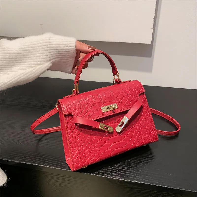 Fashion Solid Color PU Shoulder Bag with Latch Closure Soft Small Square Bag