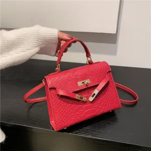 Fashion Solid Color PU Shoulder Bag with Latch Closure Soft Small Square Bag