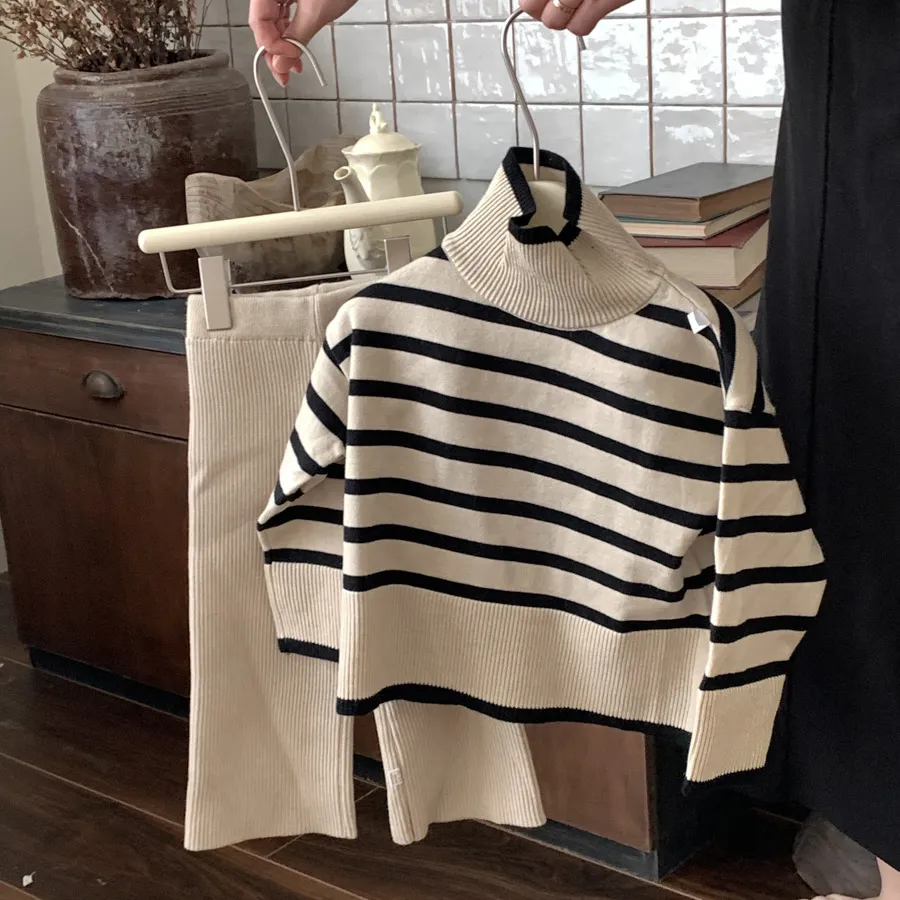 Girl's Winter Stripe Two-Piece Turtleneck Sweater And Pants Set