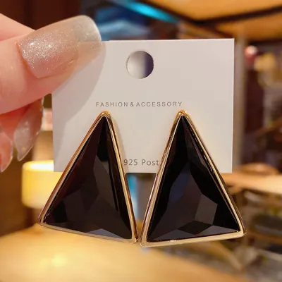 Women Retro Exaggerated Geometric Triangle Drop Earrings