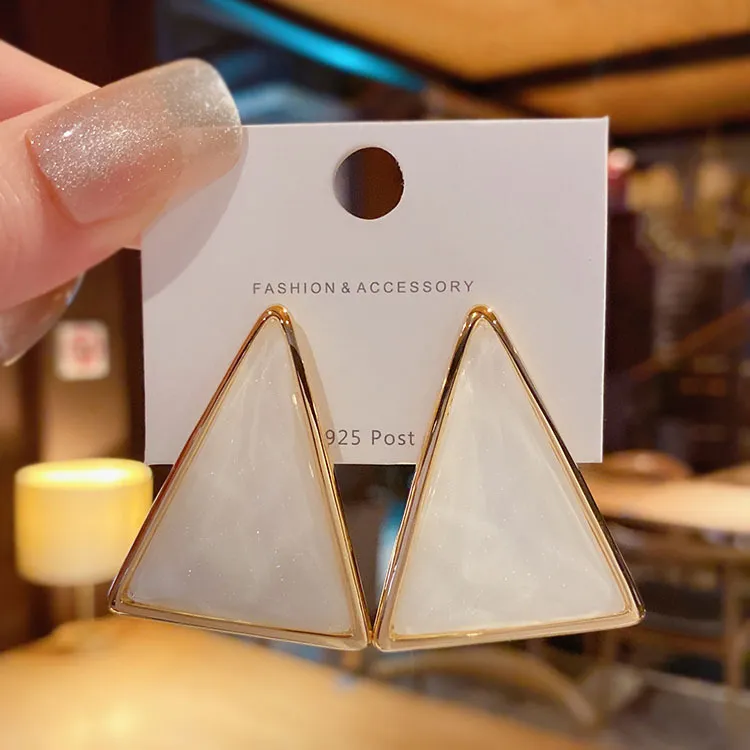 Women Retro Exaggerated Geometric Triangle Drop Earrings