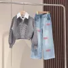 Grey Sweater +Jeans (Spring And Autumn)