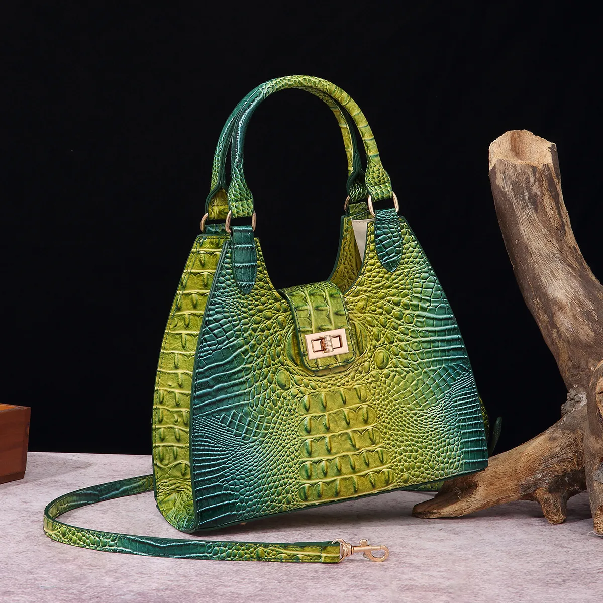 Women Fashion Retro Crocodile Print Clasp Handbag