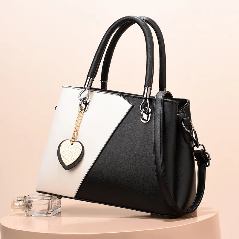 Women Simple Fashion Geometric Color Block Large Capacity Heart Pendant Handbag