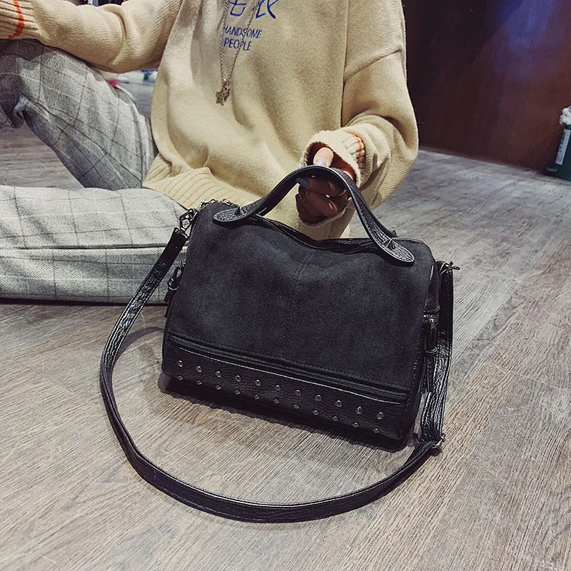 Women Vintage Leather Casual Portable Simple Fashion Rivet Shoulder Boston Bag