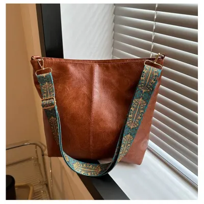 Women Vintage Ethnic Large PU Shoulder Bucket Bag with Zipper