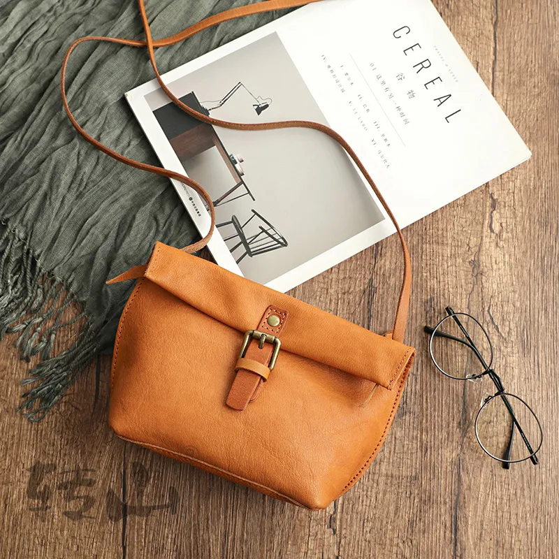 Women Fashion Retro Genuine Leather Belt Buckle Zipper Shoulder Bag