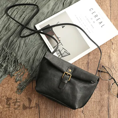 Women Fashion Retro Genuine Leather Belt Buckle Zipper Shoulder Bag
