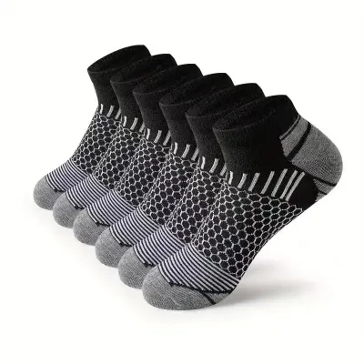Men Simple Breathable Cotton Socks Moisture Wicking Sports Crew Socks