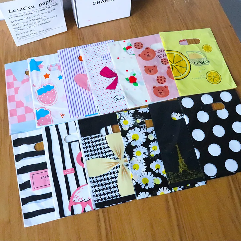 100Pcs Fashion Printing Shopping Gift Packaging Plastic Bag