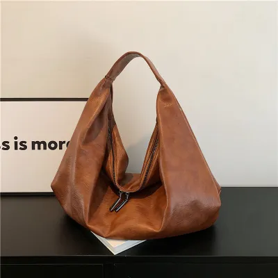 Women Casual Large Capacity Zipper PU Shoulder Bag with Soft Oval Shape