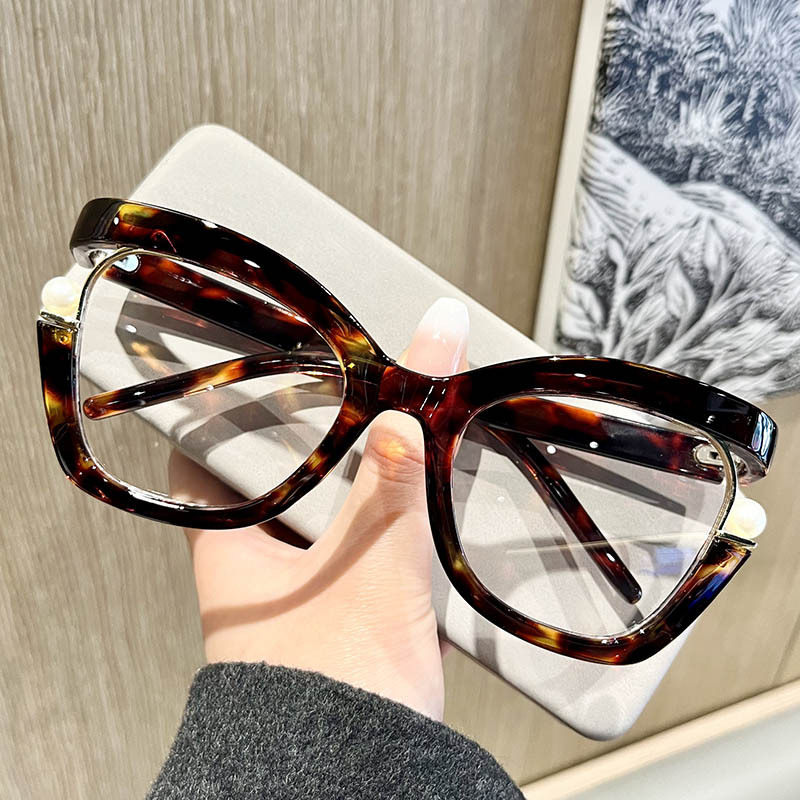 Wholesale Women Fashion Colorful Large Frame Sunglasses