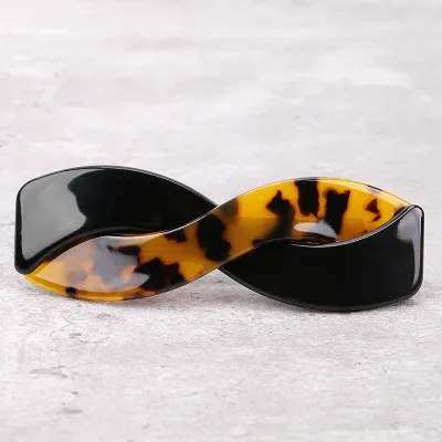Women Fashion Simple Twist Hawksbill Acetic Spring Hair Clip Top Clip