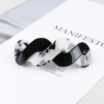 Women Fashion Black White Wave Edge Acrylic Hair Clip